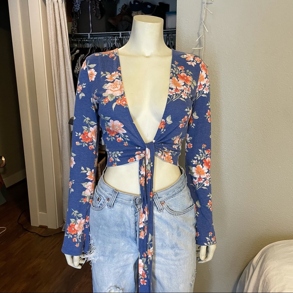 Boho Floral cropped top long sleeve